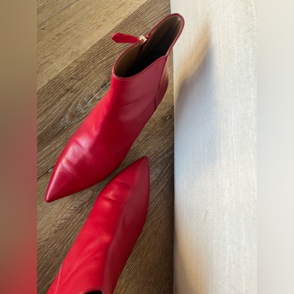 Aquazzura Shoes - Aquazzura Red Pointed Leather Ankle Booties